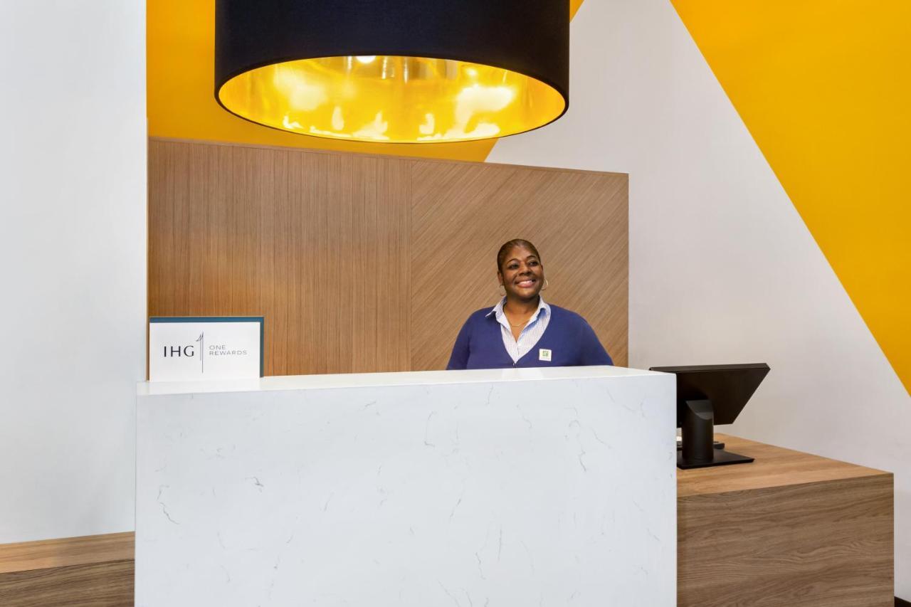 Holiday Inn Lic - Laguardia West, An Ihg Hotel Нью-Йорк Экстерьер фото